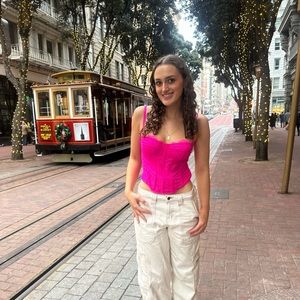 Meet your Posher, Sienna